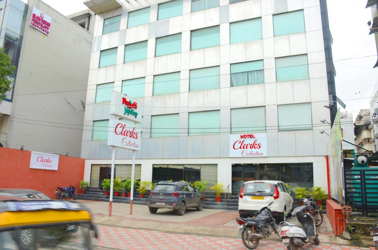 Hotel Clarks Collection Vadodara Exteriör bild