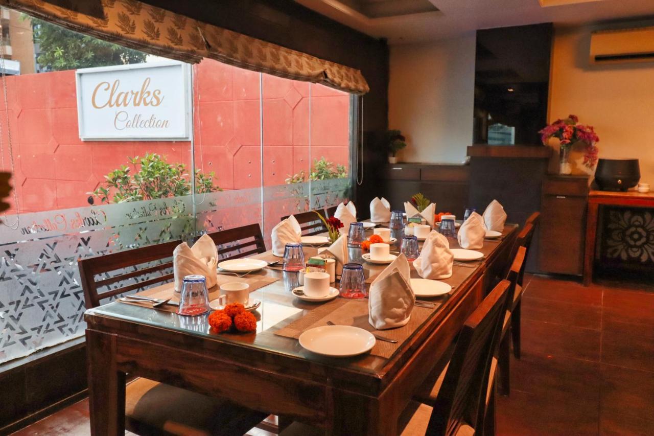 Hotel Clarks Collection Vadodara Exteriör bild